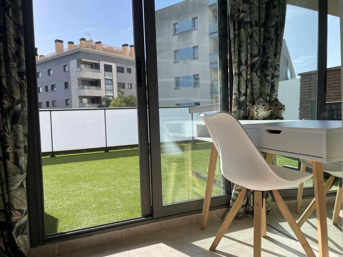 Solarium Con Terraza A 5 Minutos De La Playa Leilighet Girona Eksteriør bilde