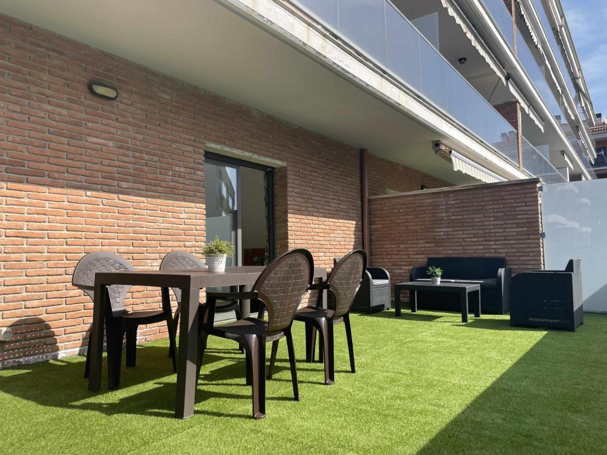 Solarium Con Terraza A 5 Minutos De La Playa Leilighet Girona Eksteriør bilde