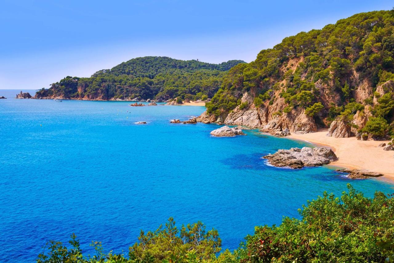 Solarium Con Terraza A 5 Minutos De La Playa Leilighet Girona Eksteriør bilde